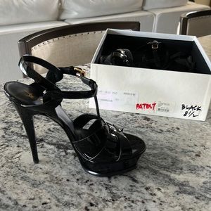 Perfect condition Yves Saint Laurent platform sandals